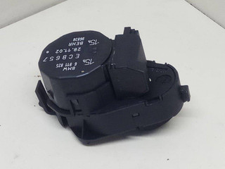 моторчик заслонки печки BMW 7 серия E65/E66/E67 E65 2003, 4.4 л., i, M62 B44 (448S1), бензин, АКПП, черный, седан, задний привод, 6911825