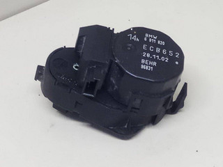 моторчик заслонки печки BMW 7 серия E65/E66/E67 E65 2003, 4.4 л., i, M62 B44 (448S1), бензин, АКПП, черный, седан, задний привод, 6911820
