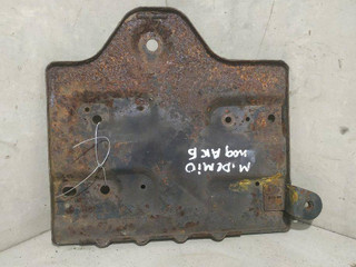 полка аккумулятора Mazda Demio DW 1998, 1.5 л., i, бензин