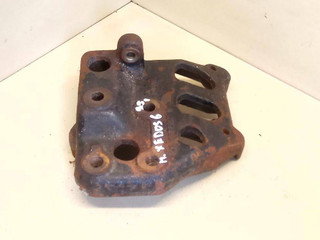 кронштейн двигателя Mazda Xedos 6 1 поколение 1995, C8100B587-1