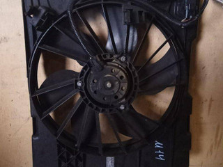 вентилятор радиатора Renault Megane 2 поколение 2005, 1.9 л., F9Q 800, дизель, МКПП, серый, универсал, передний привод, 8200151464