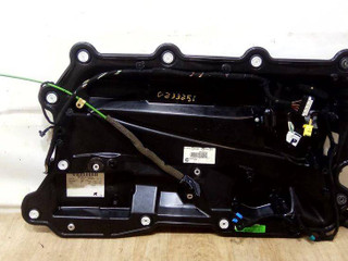 обшивка двери передняя правая BMW 7 серия E65/E66/E67 E65 2003, 4.4 л., i, M62 B44 (448S1), бензин, АКПП, черный, седан, задний привод, BSC1C01C27, 51418243896