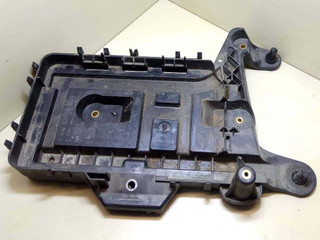 полка аккумулятора Volkswagen Passat B6 2008, 2.0 л., i, BPY, бензин, АКПП, серый, седан, передний привод, 1K0915325A