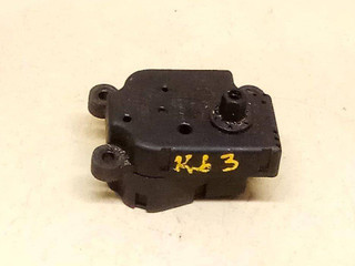 моторчик заслонки печки Mercedes-Benz A-Класс W168 V168.109 2001, 1.7 л., CDi, OM 668.942, дизель, 5МКПП, красный, хетчбэк 5 дв., передний привод, A1688204242, VALEO