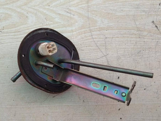 насос топливный Mazda 626 GE 1991, 2.0 л., i, бензин, АКПП, седан, передний привод, KL19-13-35ZB
