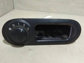 блок управления печки / климат-контроля Mazda MPV LW 2001, 2.5 л., i, бензин