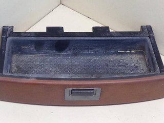 пепельница BMW 7 серия E65/E66/E67 E65 2003, 4.4 л., i, M62 B44 (448S1), бензин, АКПП, черный, седан, задний привод, 12145100