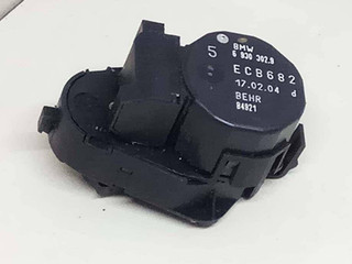 моторчик заслонки печки BMW 5 серия E60/E61 2004, 2.5 л., i, M54 B25 (256S5), бензин, АКПП, серый, седан, задний привод, 69303029
