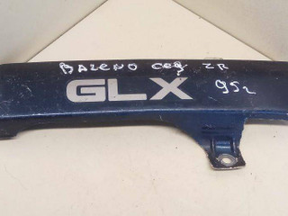 ус под фонарь правый Suzuki Baleno 1 поколение 1995, седан