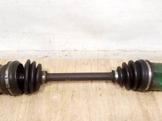 полуось передняя левая (приводной вал, ШРУС) Mazda 323 5 поколение 1995, 1.6 л.