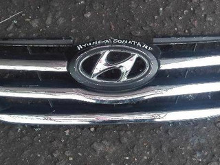решетка радиатора Hyundai Sonata 4 поколение [рестайлинг] 2006