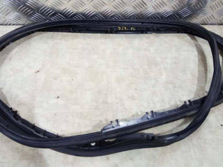 Уплотнитель стекла Audi A6 4F/C6 2006, 3.2 л., i, BKH, бензин, АКПП, тёмно-синий, седан, передний привод, 4F0831345C