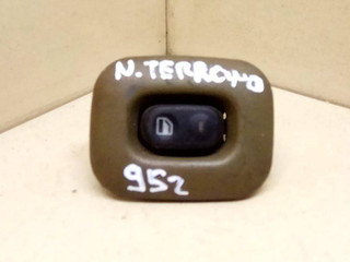 кнопка стеклоподъемника двери задней Nissan Terrano WD21 1995