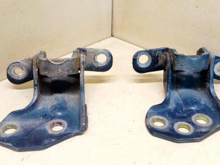 петля двери Mazda 626 GE 1994, седан