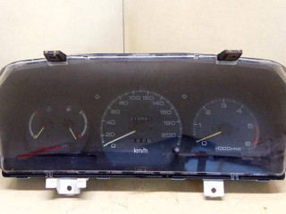 щиток приборов (приборная панель) Mitsubishi Space Wagon 2 поколение (Typ N30/N40) 1994, 2.0 л., i, бензин