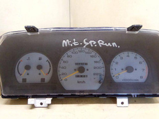 щиток приборов (приборная панель) Mitsubishi Space Runner 1 поколение [рестайлинг] 1996, бензин, MR240569