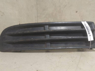 заглушка (решетка) в бампер Toyota Avensis 2 поколение (T250) 2004, 1.8 л., i, бензин
