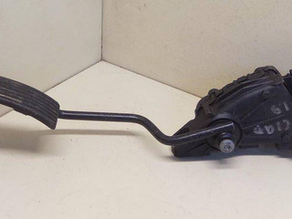 педаль Mitsubishi Space Star 1 поколение 2000, 1.9 л., D, дизель, M865643