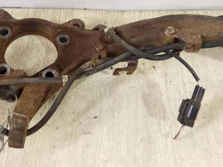 кулак поворотный правый Mitsubishi Galant 8 поколение EA2W 1998, 2.0 л., i, 4G63 (SOHC 16V), бензин, АКПП, темно-серый, универсал, передний привод, MR223629