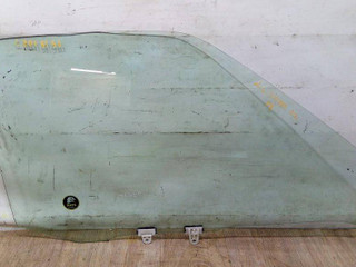 стекло двери передней правой Nissan Navara D22 1998