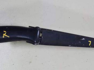 щеткодержатель (поводок стеклоочистителя, дворник) Peugeot 307 1 поколение 2002, 2.0 л., HDi, RHS (DW10ATED), дизель, МКПП, серебристый, хетчбэк 5 дв., передний привод, 9634371280