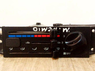 блок управления печки / климат-контроля Mazda Demio DW 1998