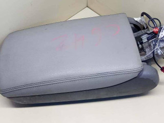 подлокотник Audi A6 4F/C6 2005, 3.2 л., i, BKH, бензин, АКПП, серебристый, седан, передний привод, 4F086411416