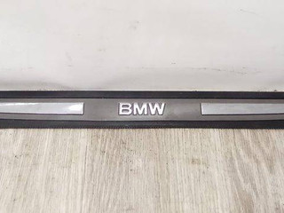 накладка на порог внутренняя BMW 7 серия E65/E66/E67 E65 2003, 4.4 л., i, M62 B44 (448S1), бензин, АКПП, черный, седан, задний привод, 8223551