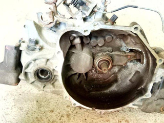 КПП механическая (МКПП) Mitsubishi Lancer 7 поколение 1998, 1.3 л., i, бензин
