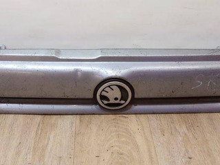 решетка радиатора Skoda Forman 1 поколение 1993