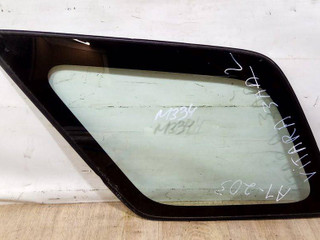 стекло кузовное боковое левое Toyota RAV4 2 поколение (XA20) 2002