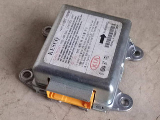 блок AirBag Kia Clarus 1 поколение [рестайлинг] 2000, 2.0 л., i, FE (16V), бензин, МКПП, темно-зеленый, универсал, передний привод, 0K9AA677F0, 08490136GP, KESCO
