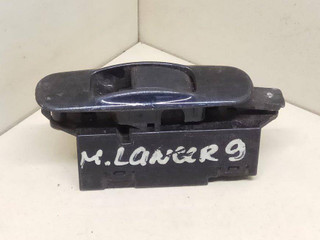 кнопка стеклоподъемника двери задней Mitsubishi Lancer 8 поколение 2001, MR587880, C8D-D388M