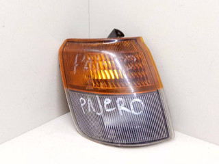 поворотник правый Mitsubishi Pajero 2 поколение 1995, 210-37746