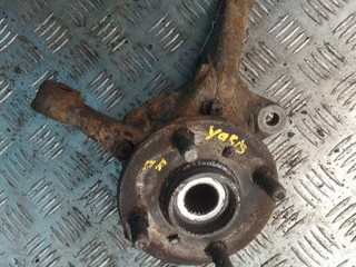 ступица передняя правая Toyota Yaris P1 1999, 1.3 л., i, 2NZ-FE, бензин, МКПП, зелёный, хетчбэк 5 дв., передний привод, 4350252010, 4321152020