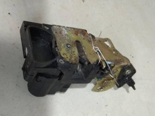 замок двери задней правой Daewoo Tacuma 1 поколение 2000, 1.8 л., i, бензин, хетчбэк 5 дв.