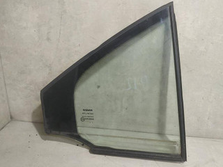 форточка задняя правая Nissan Primera P12 2005, седан
