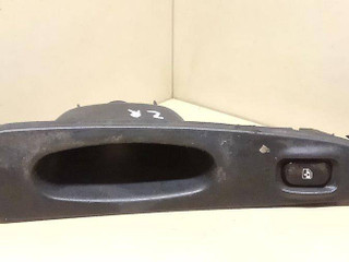 кнопка стеклоподъемника двери задней Hyundai Lantra J2 1995, 1.8 л., i, G4GM, бензин, МКПП, седан, передний привод, 93580-29000FRT, 83741-29010, DECO