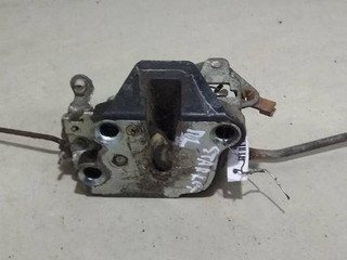 замок двери передней левой Toyota Starlet 3 поколение P70 1988, 1.3 л., karb., бензин, МКПП, красный, хетчбэк 3 дв., передний привод, 6932010120