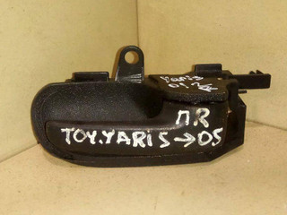 ручка внутренняя Toyota Yaris P1 2001
