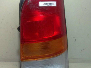фонарь задний правый Nissan Sunny Y10 1998, универсал