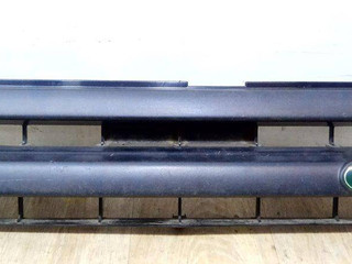 решетка радиатора Land Rover Freelander 1 поколение 2002