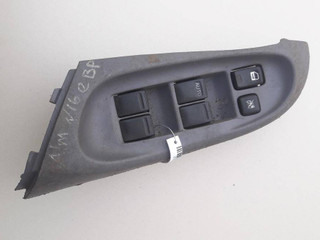 кнопка стеклоподъемника двери передней левой Nissan Almera N16 2003, 254015M510