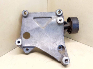 кронштейн двигателя Volkswagen Passat B5 1999, 2.3 л., i, бензин, 71260885