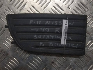 заглушка (решетка) в бампер Nissan Primera P11 1998