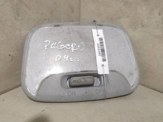 фонарь салона (плафон) Mitsubishi Pajero 2 поколение [рестайлинг] 2004, MR1900205