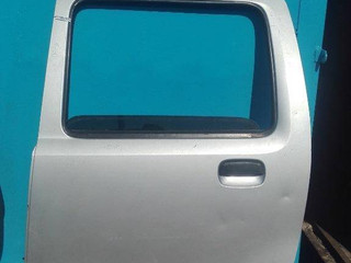 дверь задняя левая Suzuki Wagon R 2 поколение 2000