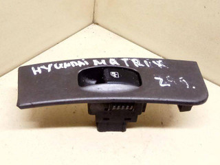 кнопка стеклоподъемника двери задней Hyundai Matrix 1 поколение 2005, 93580-17510