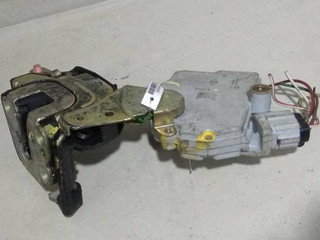 замок двери передней левой Nissan Almera N16 2002, 2.2 л., D, дизель, хетчбэк 5 дв., 8055361U66
