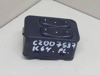кнопка стеклоподъемника двери передней левой Opel Astra G 2004, 2.2 л., Y 22 DTR, дизель, 5МКПП, серебристый, универсал, передний привод, 90561088